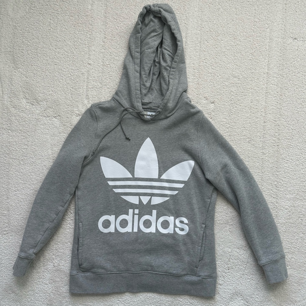 Adidas sweatshirt size S